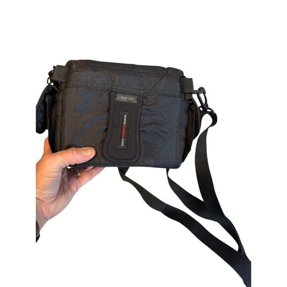 Lowepro Edit 110 Camera Bag With Adjustable Shoulder Strap & Multiple Pockets - Picture 9 of 11